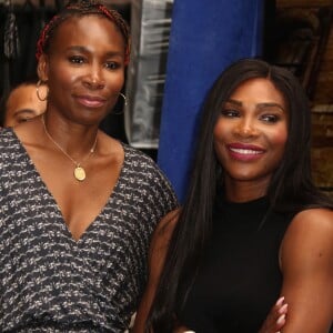 Venus Williams et Serena Williams - People au "Virtual Tennis Tournament" à New York. Le 25 août 2016 © Nancy Kaszerman / Zuma Press / Bestimage