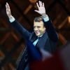 Emmanuel Macron - Le président-élu, Emmanuel Macron, prononce son discours devant la pyramide au musée du Louvre à Paris, après sa victoire lors du deuxième tour de l'élection présidentielle le 7 mai 2017.