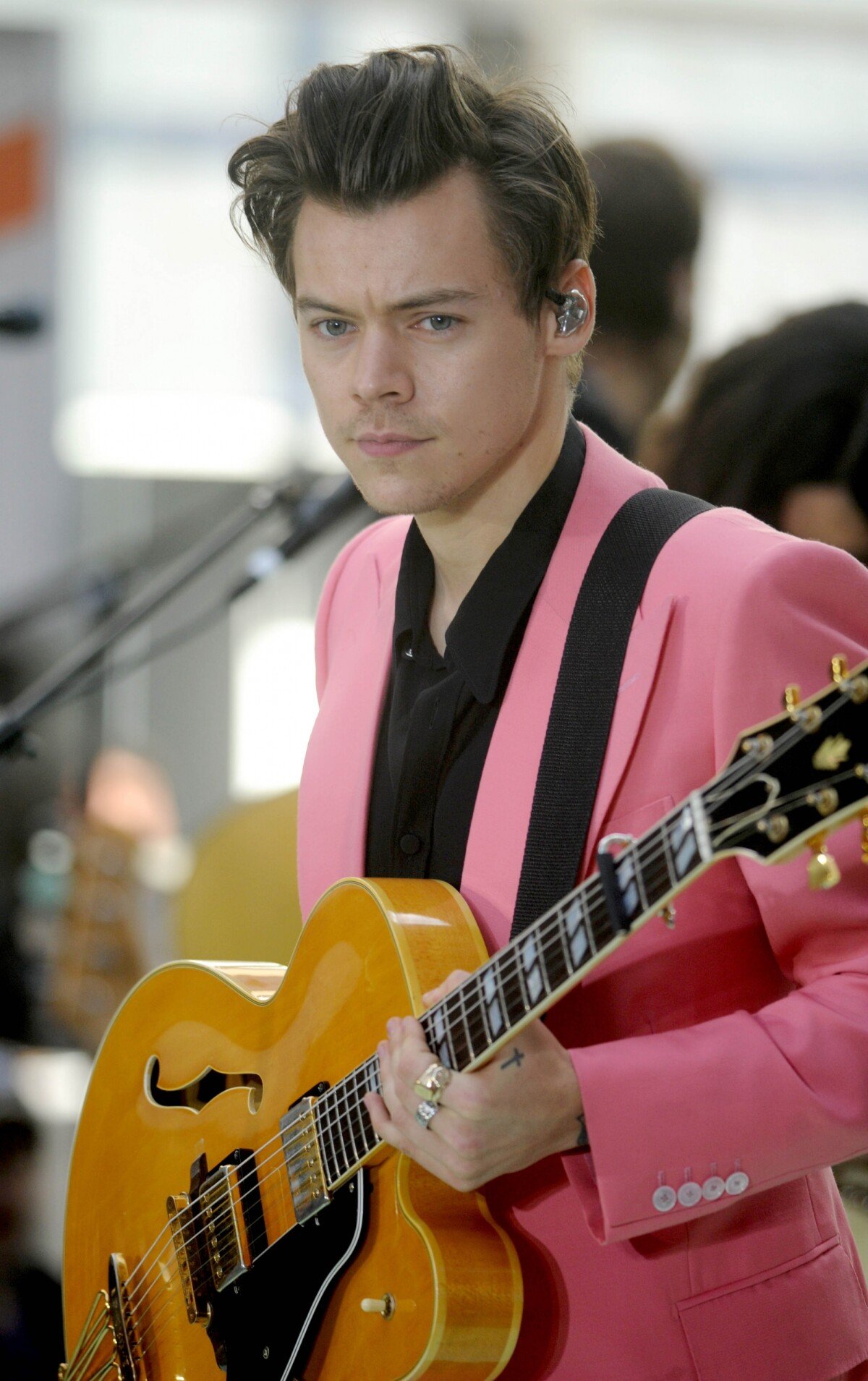 Harry Styles répond à son ex Taylor Swift... en chanson ! - Purepeople