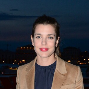 Charlotte Casiraghi arrive au dîner de la 'François Pinault Foundation' à l'occasion de la Biennale de Venise le 10 mai 2017.