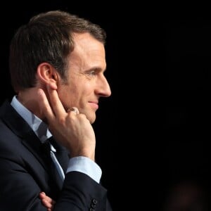 Emmanuel Macron (candidat du mouvement "En Marche !" pour les élections présidentielles de 2017) tient un meeting de campagne le 28 Avril 2017 à Châtellerault. © Patrick Bernard/ Bestimage