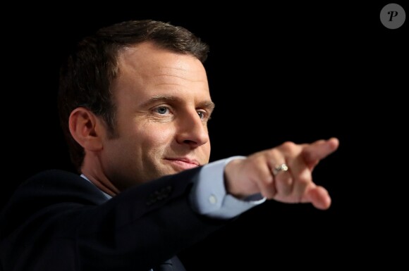Emmanuel Macron (candidat du mouvement "En Marche !" pour les élections présidentielles de 2017) tient un meeting de campagne le 28 Avril 2017 à Châtellerault. © Patrick Bernard/ Bestimage