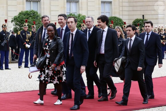 Arnaud Leroy, Benjamin Griveaux, Sibeth Ndiaye, Jean-Marie Girier, Richard Ferrand, Julien Denormandie, Stéphane Séjourné, Sylvain Fort et guest lors de la passation de pouvoir entre Emmanuel Macron et François Hollande au palais de l'Elysée à Paris le 14 mai 2017. © Stéphane Lemouton / Bestimage