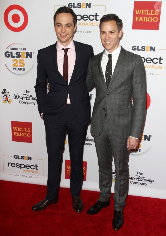 Jim Parsons et Todd Spiewak aux GLSEN Awards à l'hôtel Wilshire de Beverly Hills le 23 octobre 2015.