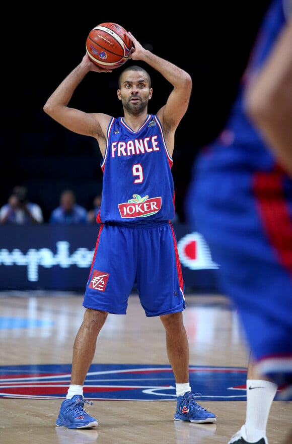 Tony Parker - Défaite de l'équipe de France face à l'Espagne lors de la demi-finale de l' Eurobasket à Lille, France le 17 septembre 2015.