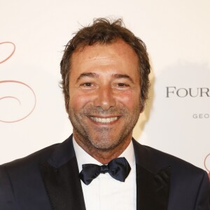 Bernard Montiel lors du photocall de la 7e édition du "Global Gift Gala" à l'hôtel Four Seasons George V à Paris, le 16 mai 2017. © Marc Ausset-Lacroix/Bestimage