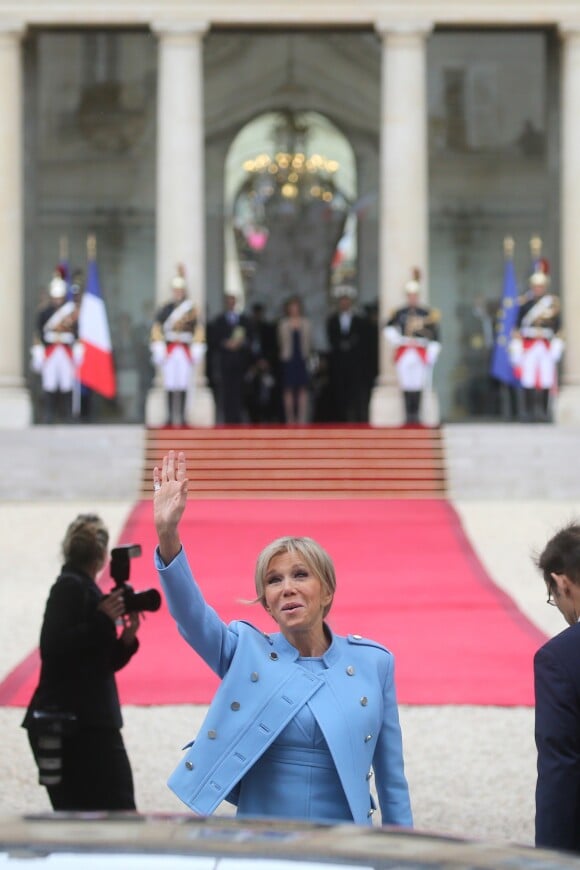 Arrivées au palais de l'Elysée à Paris pour la cérémonie d'investiture d'E. Macron, nouveau président de la République, le 14 mai 2017.