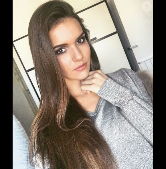 Romanie Schotte en mode selfie sur Instagram, avril 2017