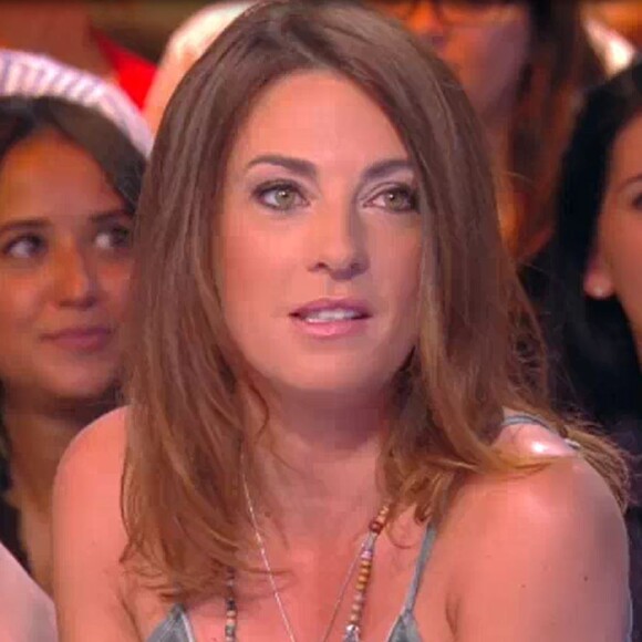 Eve Angeli sur le plateau de Touche pas à mon poste, sur C8, le 18 mai 2017.