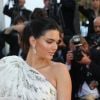 Kendall Jenner, habillée par Giambattista Valli - Montée des marches du film "120 battements par minute" lors du 70ème Festival International du Film de Cannes. Le 20 mai 2017. © Borde-Jacovides-Moreau / Bestimage