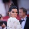 Kendall Jenner, habillée par Giambattista Valli - Montée des marches du film "120 battements par minute" lors du 70ème Festival International du Film de Cannes. Le 20 mai 2017. © Borde-Jacovides-Moreau / Bestimage