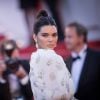 Kendall Jenner, habillée par Giambattista Valli - Montée des marches du film "120 battements par minute" lors du 70ème Festival International du Film de Cannes. Le 20 mai 2017. © Borde-Jacovides-Moreau / Bestimage