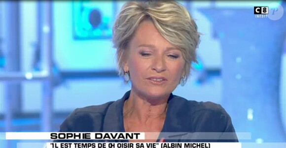 Sophie Davant sur le plateau de Salut les Terriens ! sur C8 le 20 mai 2017.