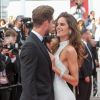 Kevin Trapp et sa compagne Izabel Goulart, habillés en Lanvin et Ralph & Russo - Montée des marches du film "Mise à Mort du Cerf Sacré" lors du 70ème Festival International du Film de Cannes. Le 22 mai 2017. © Borde-Jacovides-Moreau/Bestimage