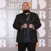 Rag 'n' Bone Man - Photocall des "Brit Awards 2017" à Londres. Le 22 février 2017