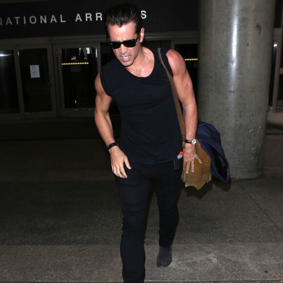 Colin Farrell arrive à l'aéroport de LAX à Los Angeles, le 25 mai 2017