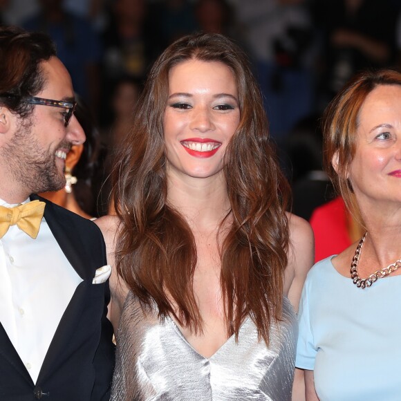 Thomas Hollande et sa compagne Emilie Broussouloux avec Ségolène Royal - Montée des marches du film "You Were Never Really Here" lors du 70e Festival International du Film de Cannes. Le 27 mai 2017. © Borde-Jacovides-Moreau/Bestimage