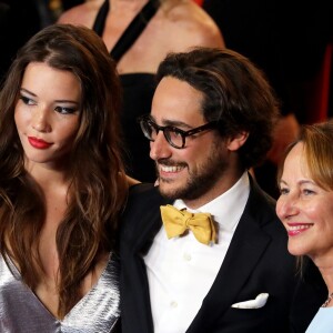 Thomas Hollande et sa compagne Emilie Broussouloux avec Ségolène Royal - Montée des marches du film "You Were Never Really Here" lors du 70e Festival International du Film de Cannes. Le 27 mai 2017. © Borde-Jacovides-Moreau/Bestimage