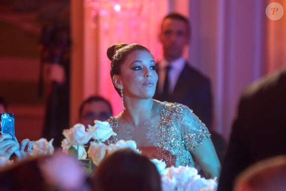 Exclusif - Prix Spécial - No Web No Blog - Eva Longoria, présidente d'honneur de l’événement, était vêtue d’une création Marchesa, parée de bijoux Messika (partenaire officiel) et délicatement parfumée par "Accord 119", senteurs de la Maison Caron (partenaire officiel), lors de la 8ème édition du dîner du Global Gift Gala à l’hôtel Four Seasons George V à Paris, France, le 16 mai 2017. P. Anderson a reçu The Global Gift Philantropist Award, O. Collins a reçu The Global Gift Philantropist Award et V. Messika a reçu The Global Gift Philanthropreneur Award. Cet événement est soutenu par les bijoux MESSIKA et les Parfums CARON, tous deux partenaires officiels. © Dominique Jacovides/Bestimage Exclusive - For Germany Call For Price - No Web No Blog - Celebs during the dinner at the 8th edition of Global Gift Gala held at the Four Seasons George V hotel in Paris, France, on May 16, 2017.16/05/2017 - Paris