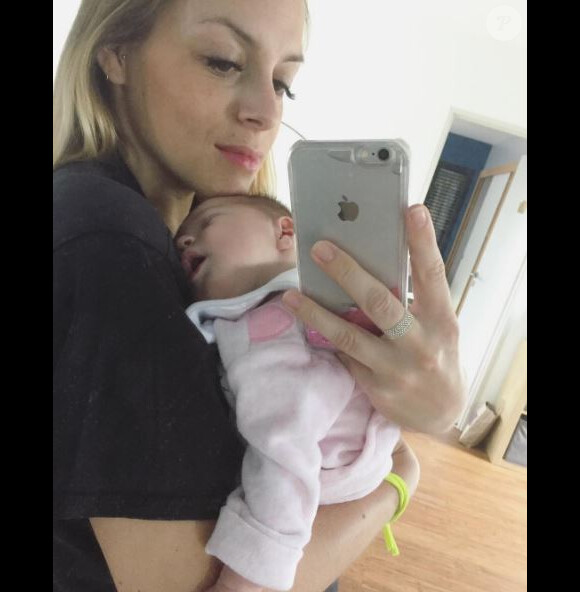 Alexia Mori, ex-candidate de Secret Story 7, a donné naissance à une petite fille prénommée Louise le 17 mai 2017.