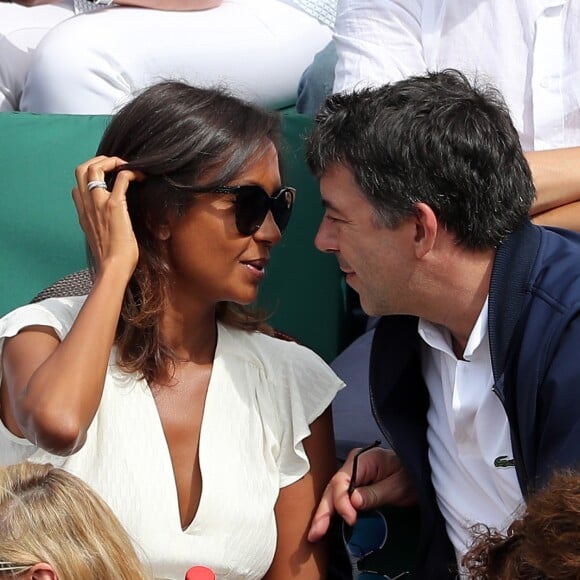 Karine Lemarchand et Stéphane Plaza dans les tribunes lors des internationaux de France de Roland-Garros à Paris, le 4 juin 2017. © Dominique Jacovides-Cyril Moreau/Bestimage