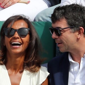 Karine Lemarchand très complice de Stéphane Plaza dans les tribunes lors des internationaux de France de Roland-Garros à Paris, le 4 juin 2017. © Dominique Jacovides-Cyril Moreau/Bestimage