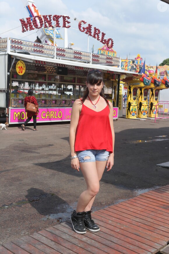 Exclusif - La chanteuse Allyson Glado - Inauguration de la fête Arc-en-ciel pour la diversité au profit de l'association "Eva pour la vie" à la Foire du Trône à Paris, le 29 mai 2017. © CVS/Bestimage