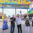 Exclusif - Pascal Soetens, Lucienne Moreau - Inauguration de la fête Arc-en-ciel pour la diversité au profit de l'association "Eva pour la vie" à la Foire du Trône à Paris, le 29 mai 2017. © CVS/Bestimage