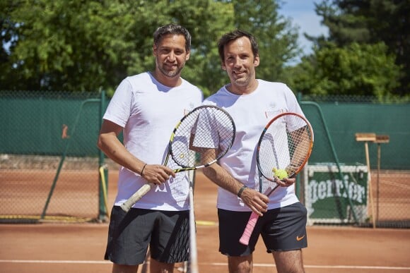 Julien Benedetto et Frédéric Joly lors de la troisième journée du Trophée des Personnalités de Roland-Garros le 8 juin 2017.