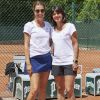 Tara Jaron et Estelle Denis à la troisième journée du Trophée des Personnalités de Roland-Garros le 8 juin 2017.