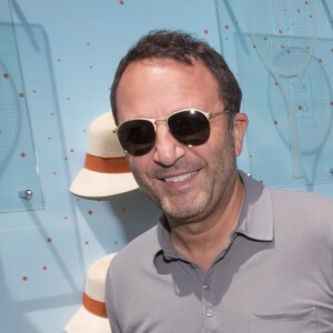 Arthur (Jacques Essebag) et sa compagne Mareva Galanter au village lors de la finale homme des internationaux de France de Roland Garros à Paris, le 11 juin 2017. © Dominique Jacovides - Cyril Moreau/ Bestimage  Celebrities at the village during the Roland Garros 2017 French Open in Paris, on June 11, 201711/06/2017 - Paris