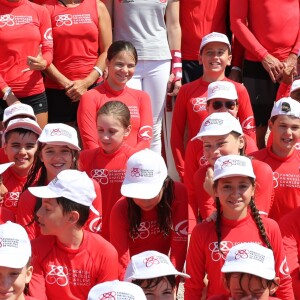 No Tabloids - La princesse Charlene de Monaco, Alain bernard, Pierre Frolla, Kevin Rolland et Maxime Nocher - Journée "Water Safety Day, pour la prévention de la noyade" sur la plage du Larvotto à Monaco le 12 juin 2017.