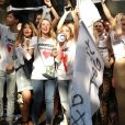 Dolce &amp; Gabbana lance deux t-shirts "Boycott Dolce &amp; Gabbana", inspirés de l'appel au boycott de la marque italienne suite à son soutien à Melania Trump.