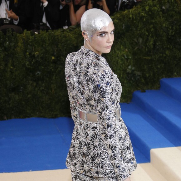 Cara Delevingne au Met Gala 2017 à New York, le 1er mai 2017.