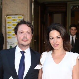 Davy Sardou et Noémie Elbaz lors du 23ème Gala "Musique contre l'oubli" au profit d'Amnesty International au thêatre des Champs-Elysées. Paris, le 14 juin 2017. © Denis Guignebourg/Bestimage