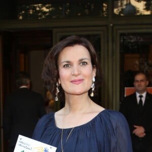 Armelle (Armelle Lesniak) lors du 23ème Gala "Musique contre l'oubli" au profit d'Amnesty International au thêatre des Champs-Elysées. Paris, le 14 juin 2017. © Denis Guignebourg/Bestimage