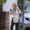 Bella Thorne arrive chez elle de bon matin après avoir passé la nuit dehors à Sherman Oaks, le 14 juin 2017.