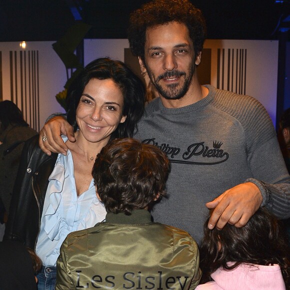 Sandra Zeitoun de Matteis avec son compagnon Tomer Sisley et les enfants de celui-ci Levin et Liv Shaya - Première de la tournée 2017 du spectacle "Holiday on Ice" au Zénith de Paris le 3 mars 2017. © Veeren/Bestimage