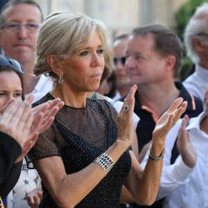 Le Président de la République Française, Emmanuel Macron et sa femme la Première dame Brigitte Macron (Trogneux) accueillent le président de la République de Colombie Juan Manuel Santos et sa femme la Première dame Clemencia Rodriguez au Palais de L'Elysée à Paris, France, le 21 juin 2017. © Dominique Jacovides/Bestimage