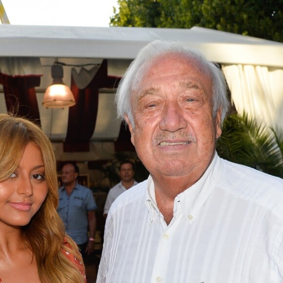 Zahia Dehar et Marcel Campion - Ouverture de la 34ème Fête foraine des Tuileries au jardin des Tuileries à Paris, France, le 23 juin 2017. © Coadic Guirec/Bestimage