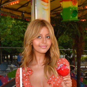 Zahia Dehar - Ouverture de la 34ème Fête foraine des Tuileries au jardin des Tuileries à Paris, France, le 23 juin 2017. © Coadic Guirec/Bestimage