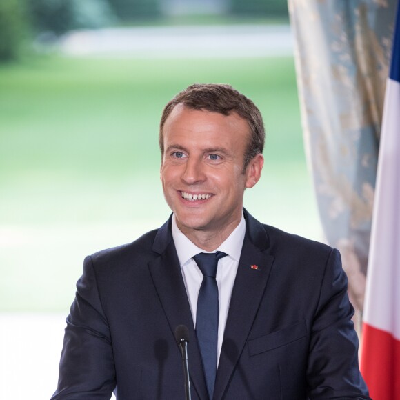 Emmanuel Macron, président de la République Française, et le président de la République de Colombie Juan Manuel Santos, tiennent une conférence au Palais de l'Elysée. Paris, le 21 juin 2017. © Cyril Moreau/Bestimage