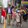 Le Premier ministre Justin Trudeau, son épouse Sophie Grégoire et ses enfants Ella-Grace et Xavier présents lors de la marche des fiertés à Toronto, ce dimanche 25 juin 2017. Photo de Mark Blinch/CP/ABACAPRESS.COM