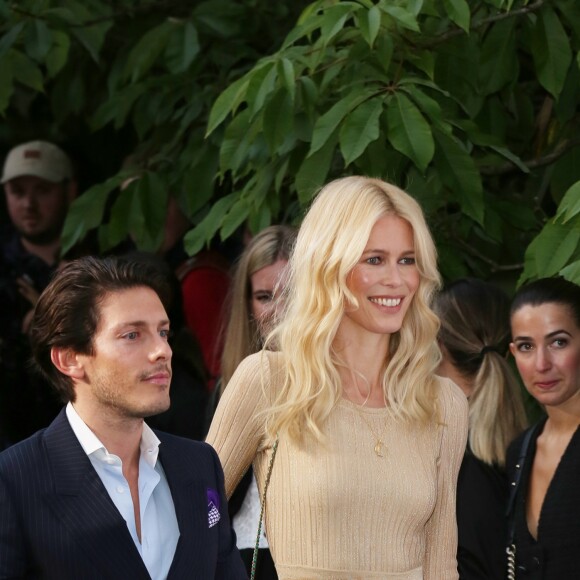 Claudia Schiffer assiste à la Summer Party des Serpentine Galleries, aux Kensington Gardens. Londres, le 28 juin 2017.
