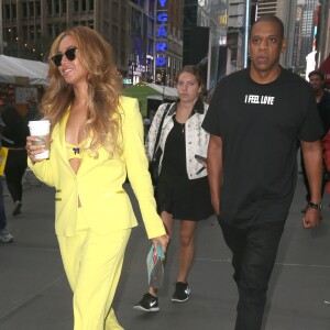 Beyonce Knowles se promène avec son mari Jay-Z dans les rues de New York, le 20 mai 2015