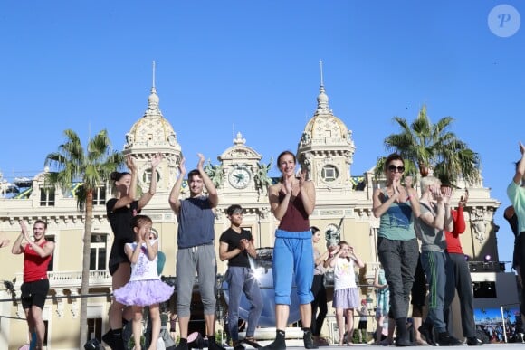 Image durant la 1ère F(ê)aites de la Danse sur la Place du Casino à Monaco le 1er juillet 2017.  © Claudia Albuquerque/Bestimage