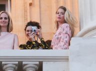 Fashion Week : Kendall Jenner et Bella Hadid, radieuses pour Miu Miu