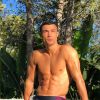 Cristiano Ronaldo prend le soleil, photo publiée sur Instagram le 3 juillet 2017.