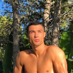 Cristiano Ronaldo prend le soleil, photo publiée sur Instagram le 3 juillet 2017.