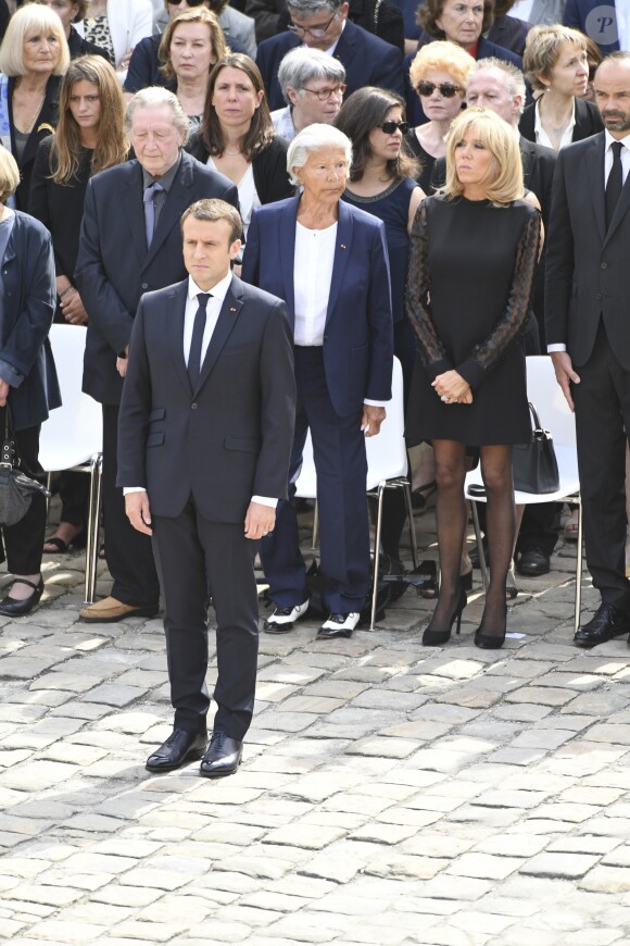Le président Emmanuel Macron et sa femme Brigitte Macron (Trogneux) - Hommage national à Simone Veil (femme politique et rescapée de la Shoah) dans la cour d'Honneur des Invalides à Paris, France, le 5 juillet 2017. Simone Veil reposera avec son mari au Panthéon. © Pierre Perusseau/Bestimage